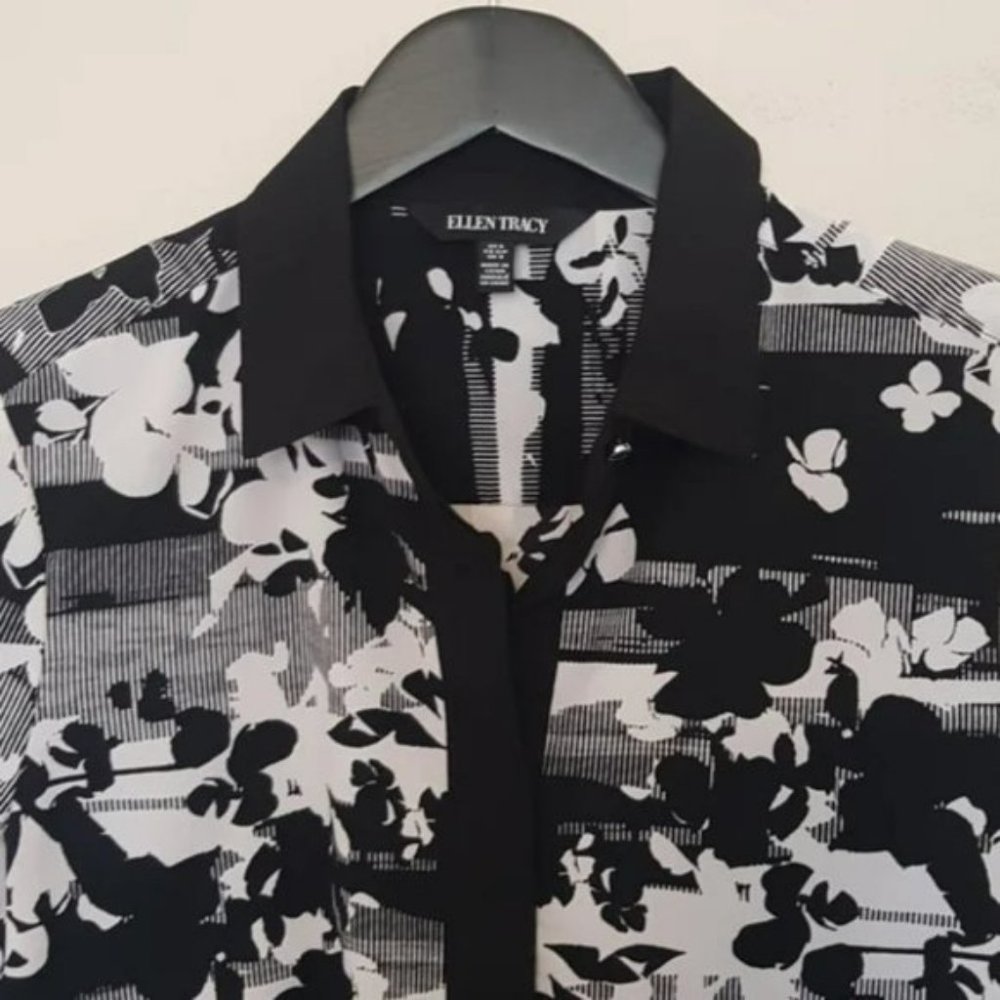 Ellen Tracy black and white floral button down shirt - Picture 2 of 5